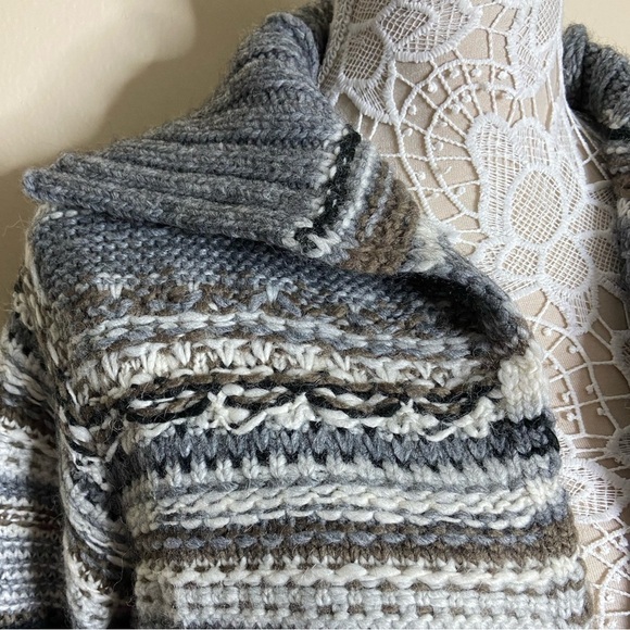 J. Jill Oversized Safety Pin 3D Cardigan wool alpaca - Picture 3 of 7